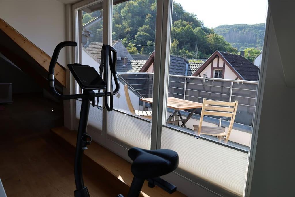 Ferienwohnung Heimbach Burgblick エクステリア 写真
